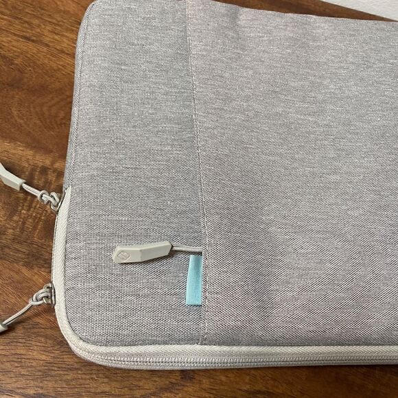 TomtocLaptop Sleeve for 13-inch MacBook - Picture 6 of 9